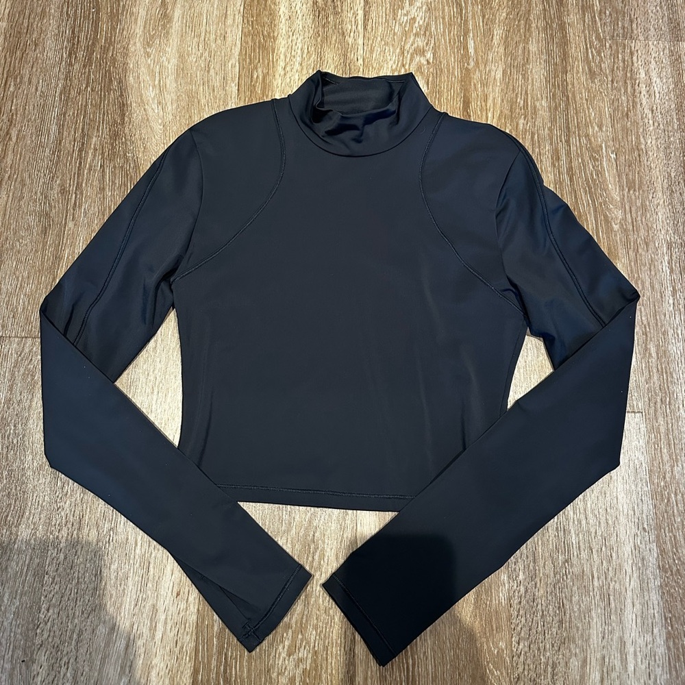 Athleta - Summit Mesh Crop Top